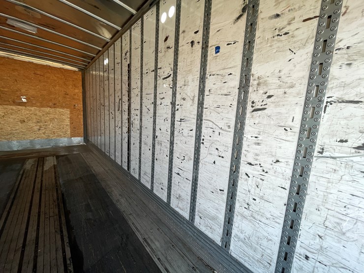 #158-•-2017-wabash-single-axle-semi-trailer-(has-wi-title)-image-31