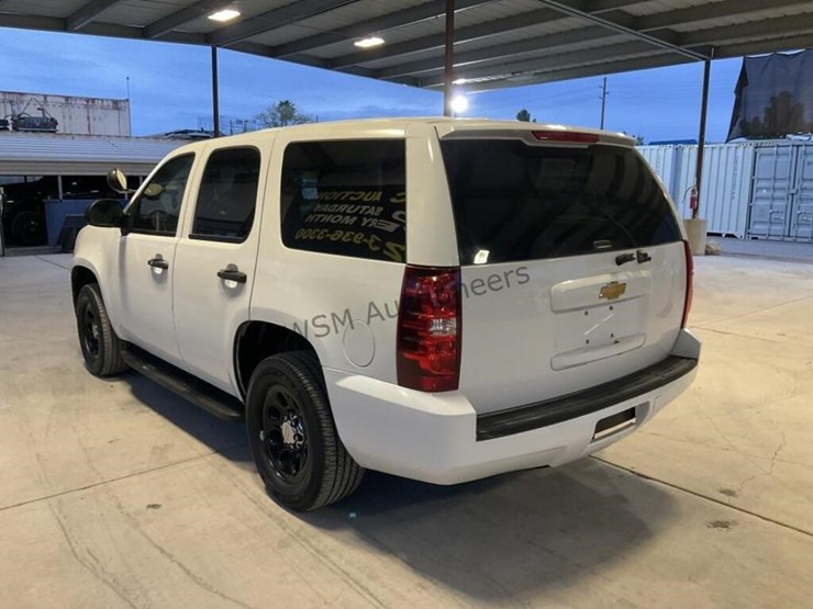 2014-chevrolet-tahoe-image-5