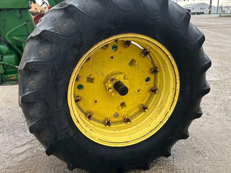 john-deere-4020-image-6