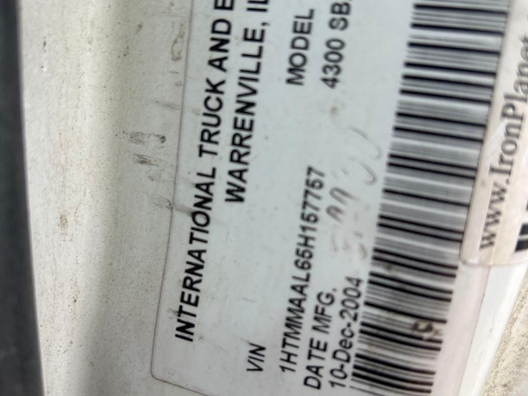 2005-international-4300-image-34