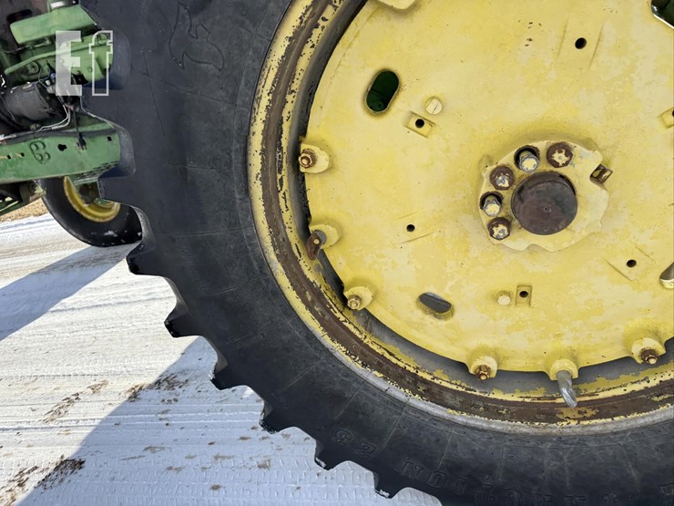 john-deere-4440-image-16