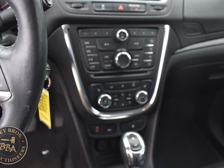 2014-buick-encore-image-38