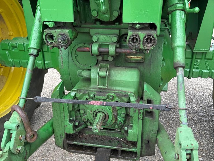 john-deere-4020-image-9