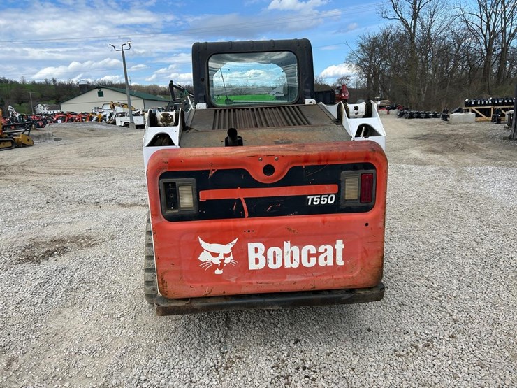bobcat-t550-image-3