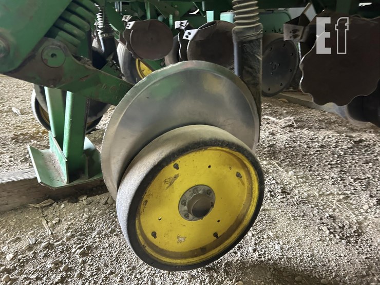 1998-john-deere-1750-image-4