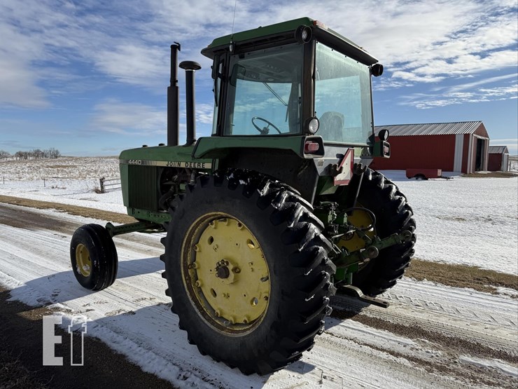 john-deere-4440-image-5