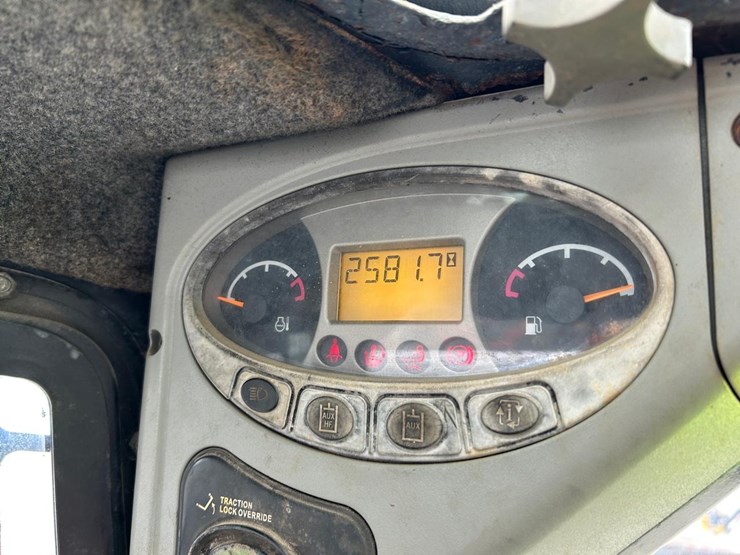 bobcat-t300-image-21