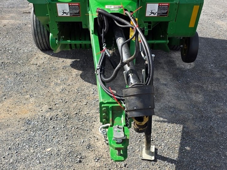 2020-john-deere-450e-image-18