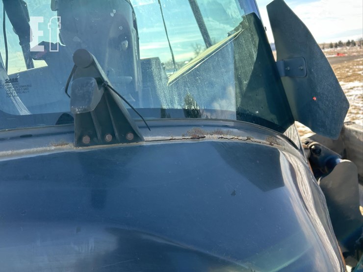 2000-case-570m-xt-image-36