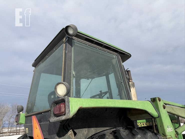 1987-john-deere-4250-image-18