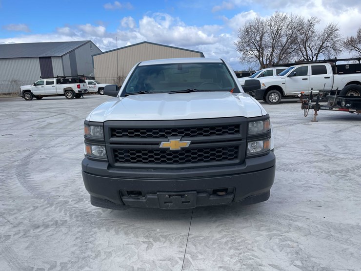 2015-chevrolet-1500-image-2