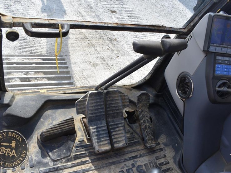 2013-komatsu-pc360-lc-10-image-56