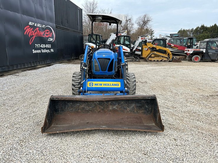 new-holland-boomer-40-image-7