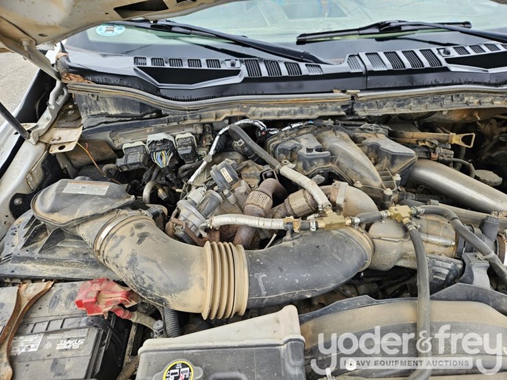 2018-ford-f550-xl-image-16