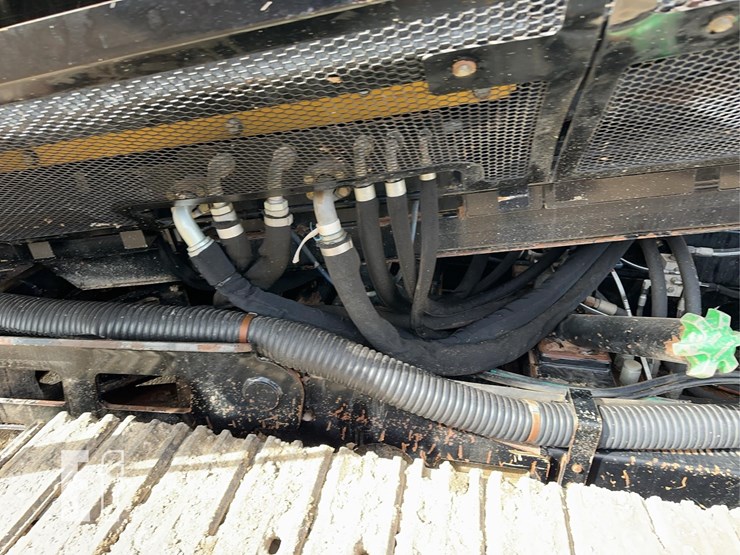 2017-vermeer-navigator-d100x140-series-iii-image-46