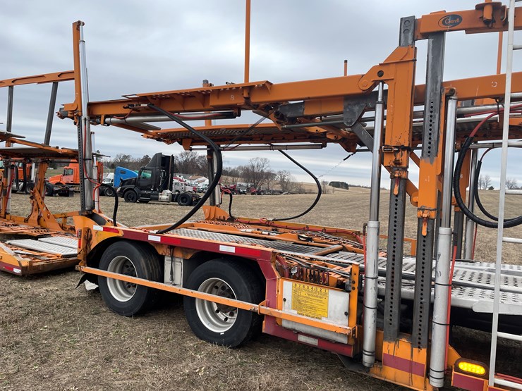 #110-•-2014-volvo-car-hauler-semi-and-trailer-(has-wi-title)-image-17