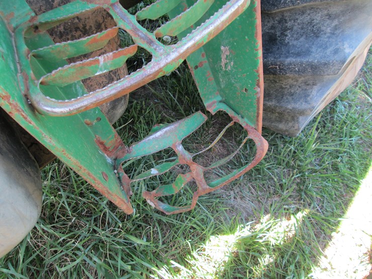 john-deere-6215-image-38