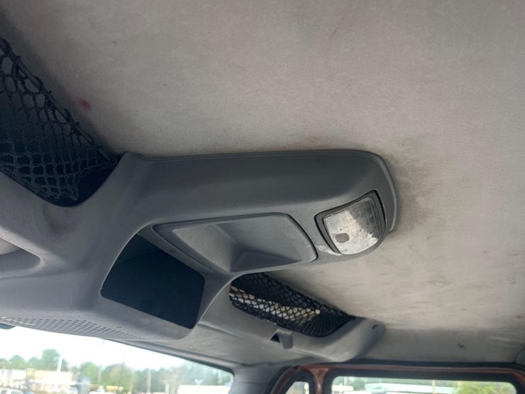 2006-international-durastar-4400-image-33