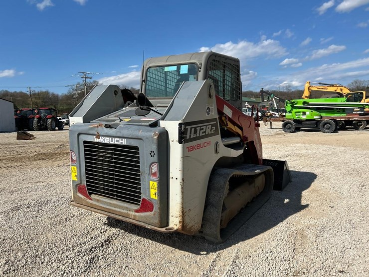 2020-takeuchi-tl12r2-image-4