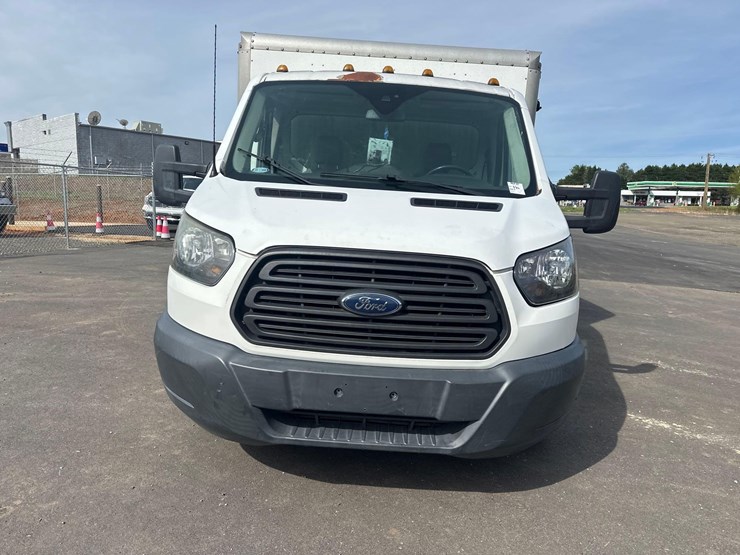 2015-ford-transit-image-2