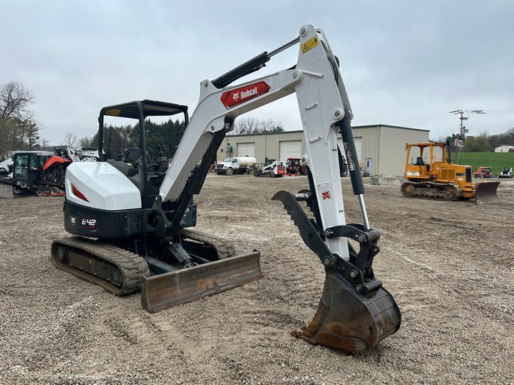 2022-bobcat-e42-image-6