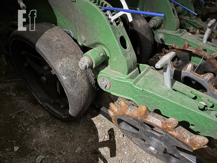 2010-john-deere-db60-image-12