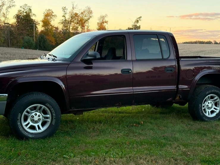 2004-dodge-dakota-image-3