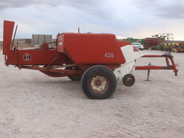 international-430-image-3