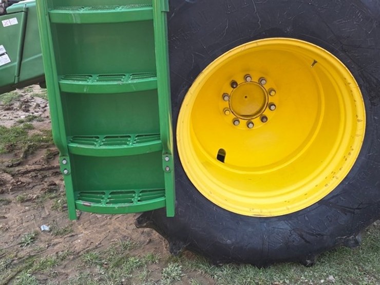 2013-john-deere-s680-image-39