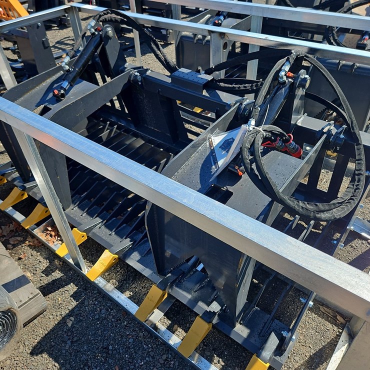 LANDHONOR 72" SKELETON BUCKET GRAPPLE