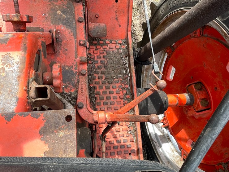 #175-•-case-830-diesel-tractor-image-53