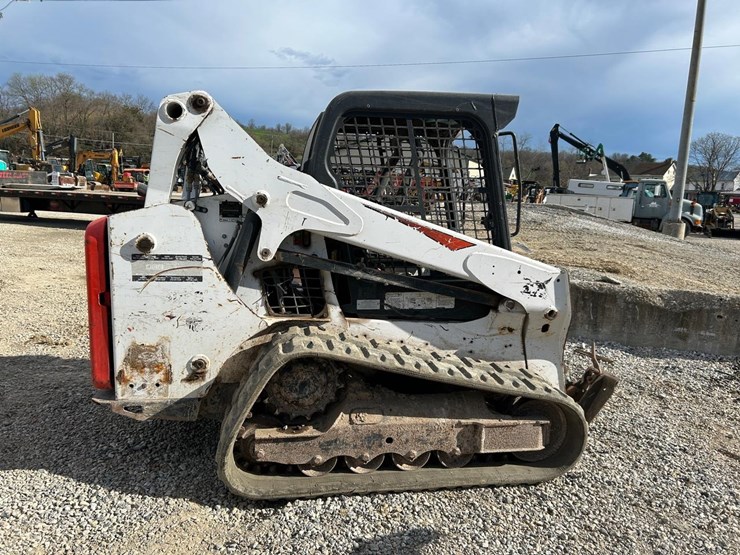 2019-bobcat-t595-image-5