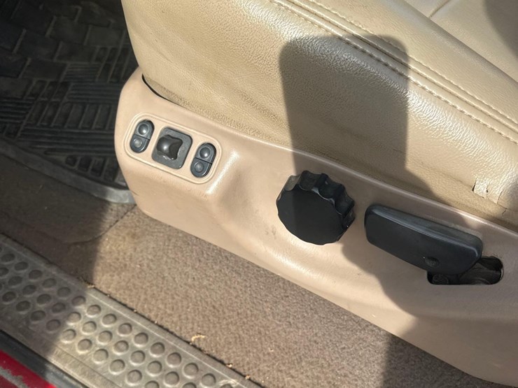 1999-ford-f350-image-27