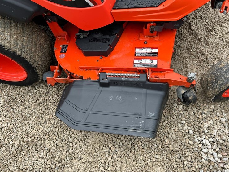 2017-kubota-zd1511lf-image-9