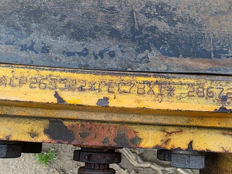 2006-new-holland-ts135a-image-5