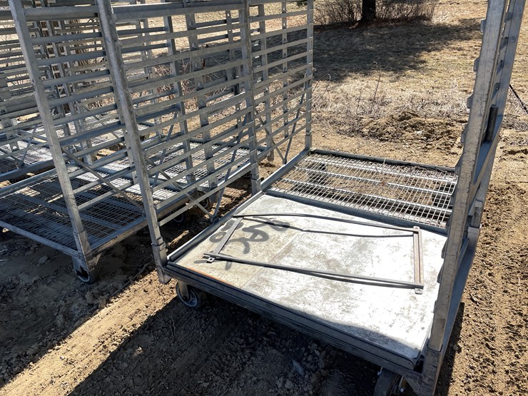 #3965-•-(6)-metal-greenhouse-rolling-racks-image-5