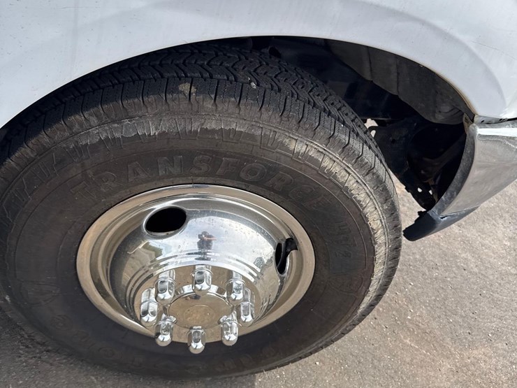 1999-ford-f350-image-23