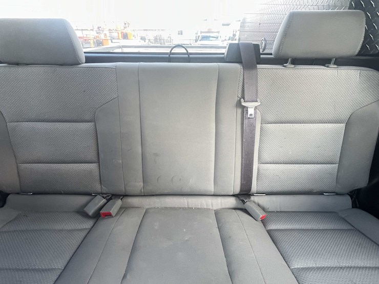 2017-chevrolet-1500-image-43