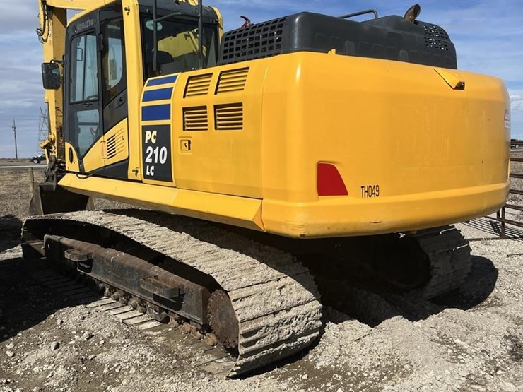 2018-komatsu-pc210-lc-11-image-3