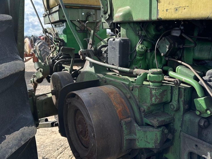 john-deere-730-image-12