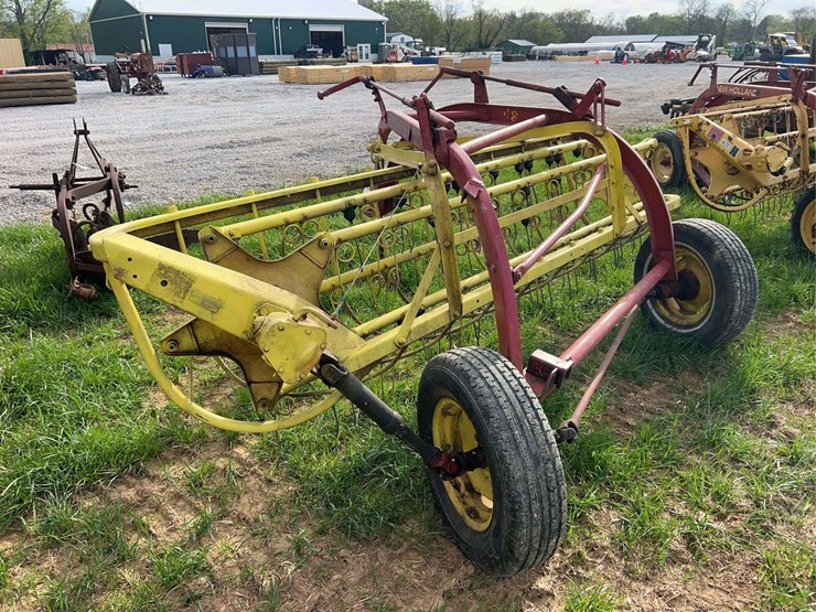 new-holland-256-image-3