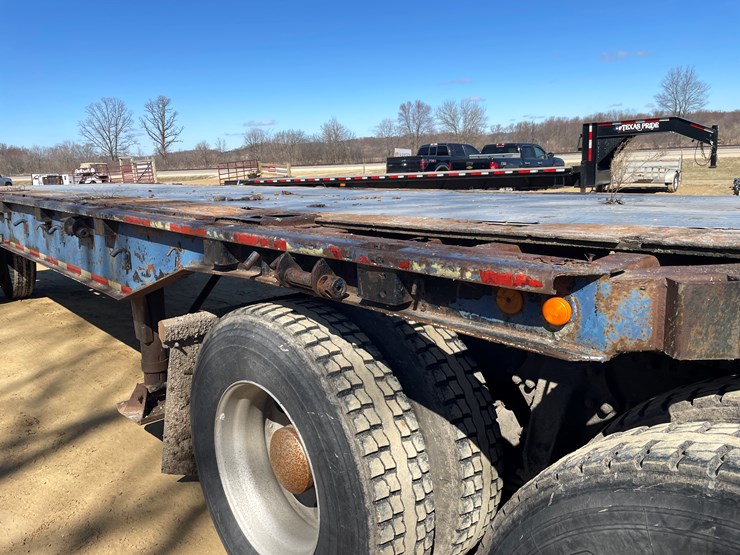 #1030-•-1973-28'-pike-semi-trailer-(has-wi-title)-image-26