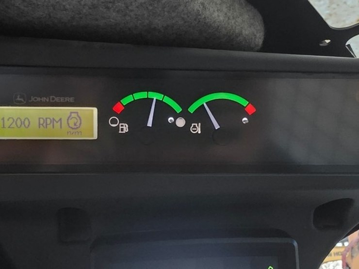 2023-deere-331g-image-66