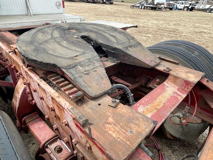 1987-peterbilt-379-image-26