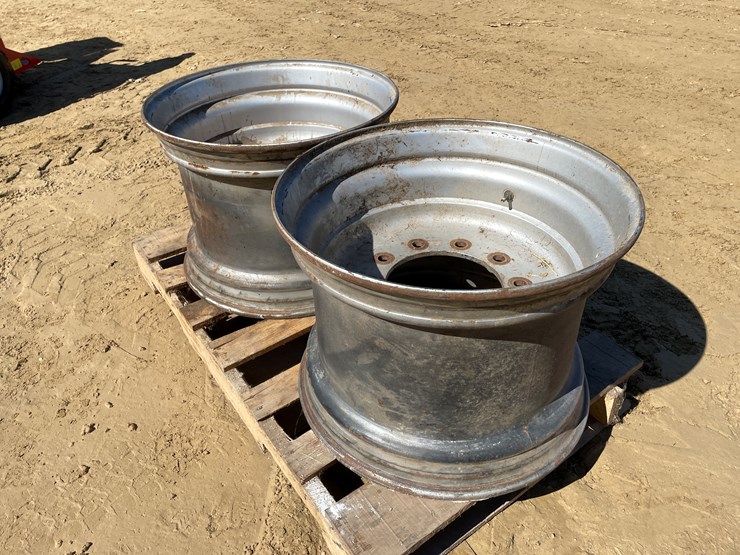 #3955-•-(2)-22.5-steel-semi-rims-image-3