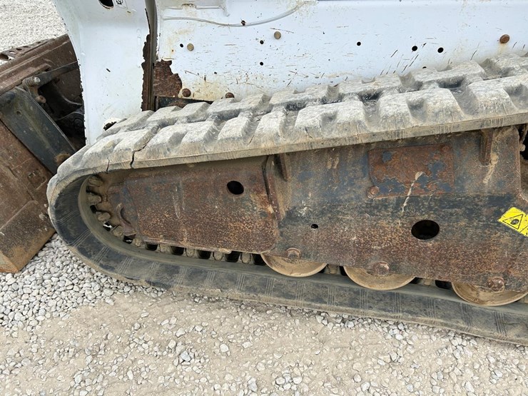 bobcat-t550-image-18