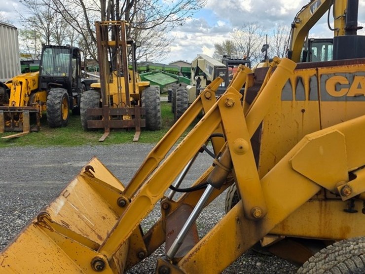 1990-case-480f-image-9