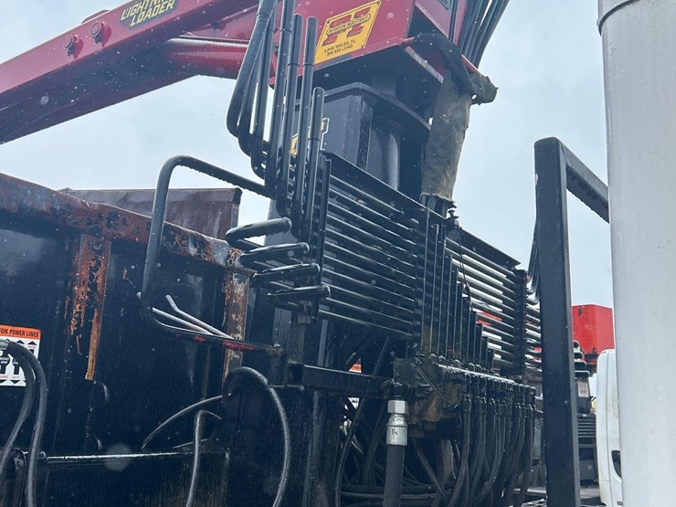 2007-kenworth-t300-image-37