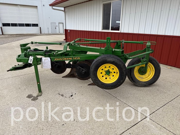 john-deere-145a-image-1