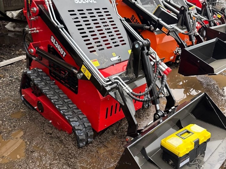 new-sdlool-co-stand-on-mini-skidloader-model-sl360t-image-3